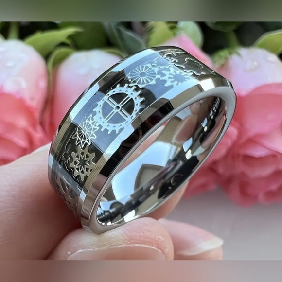 Stainless steel steam punk gears ring size 6 to 13 usually available please ask - Picture 2 of 3
